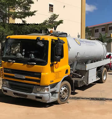 vacuum tanker